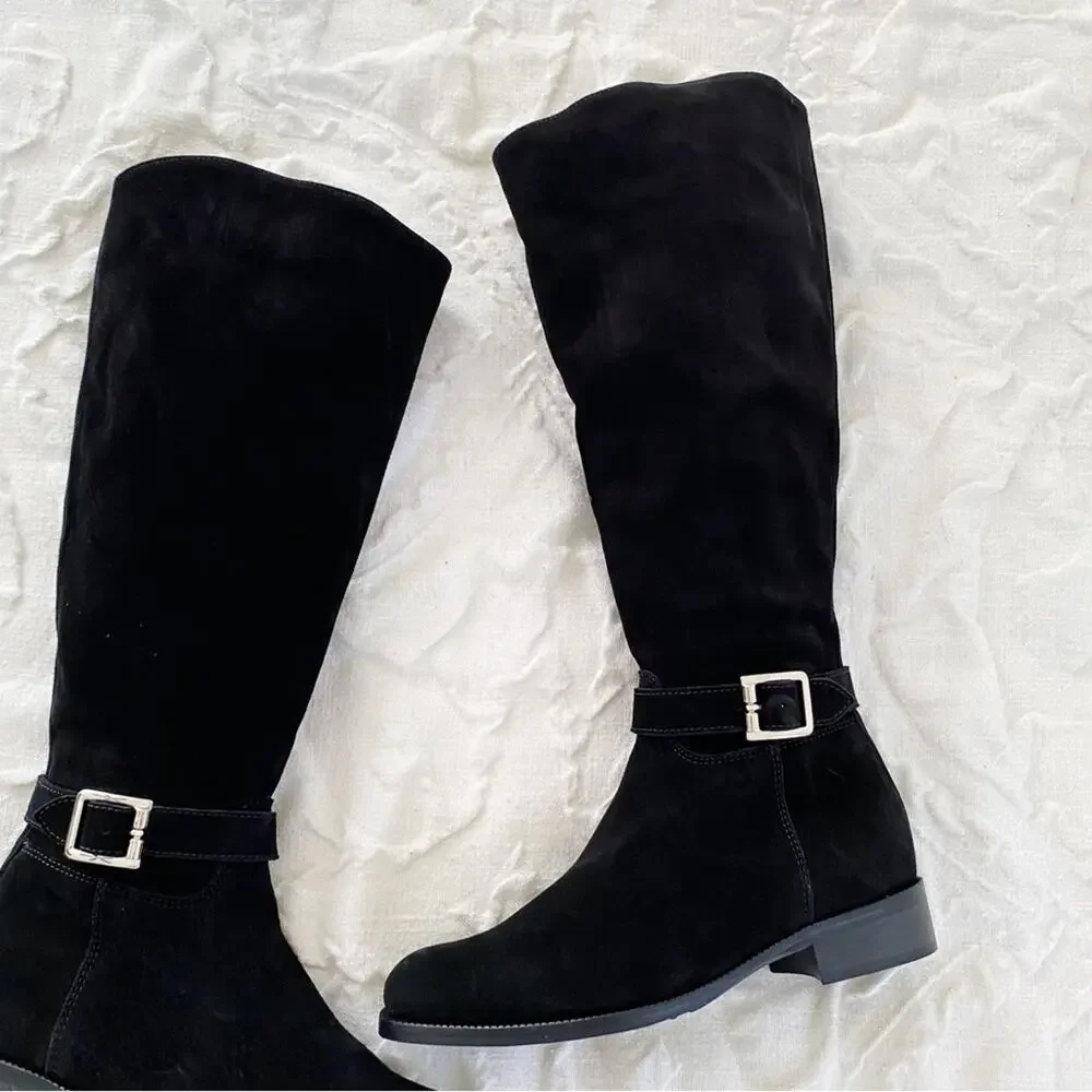 La Canadienne Sofie Buckle Strap Waterproof Boot Size 6.5